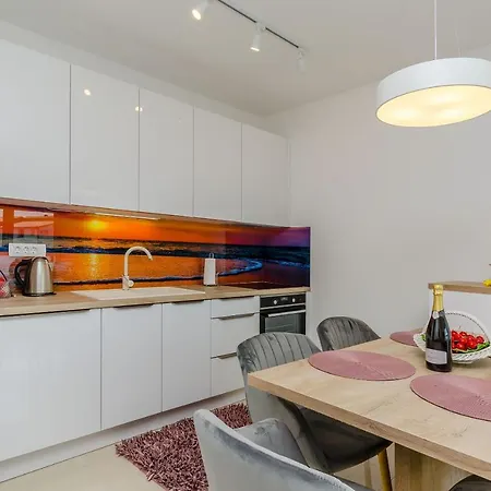 Anni Apartamento Trogir