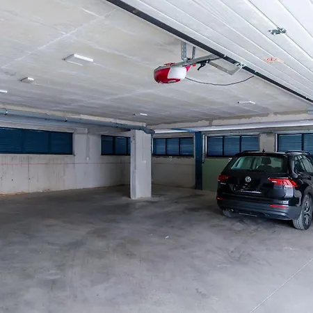 شقة Anni تروغير